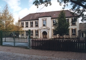 Das ehrwürdige Schulhaus